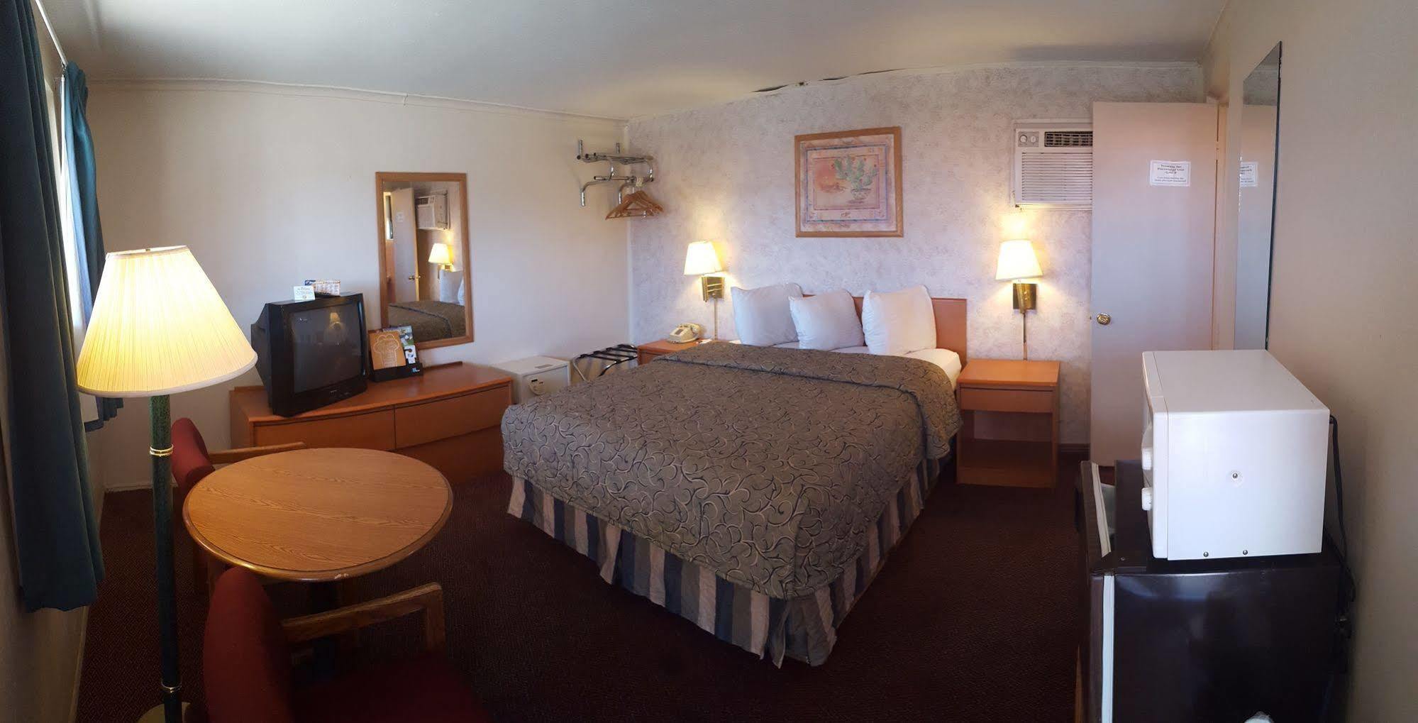 קורטז Cozy Inn מראה חיצוני תמונה